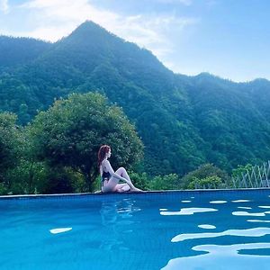 Zhangjiajie National Park Nvue Resorts